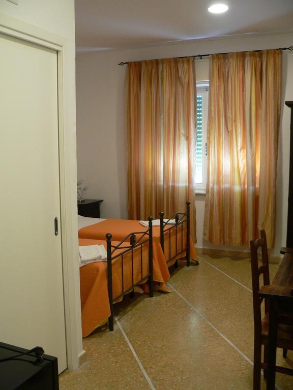 Casamare Hotel San Vincenzo Eksteriør billede