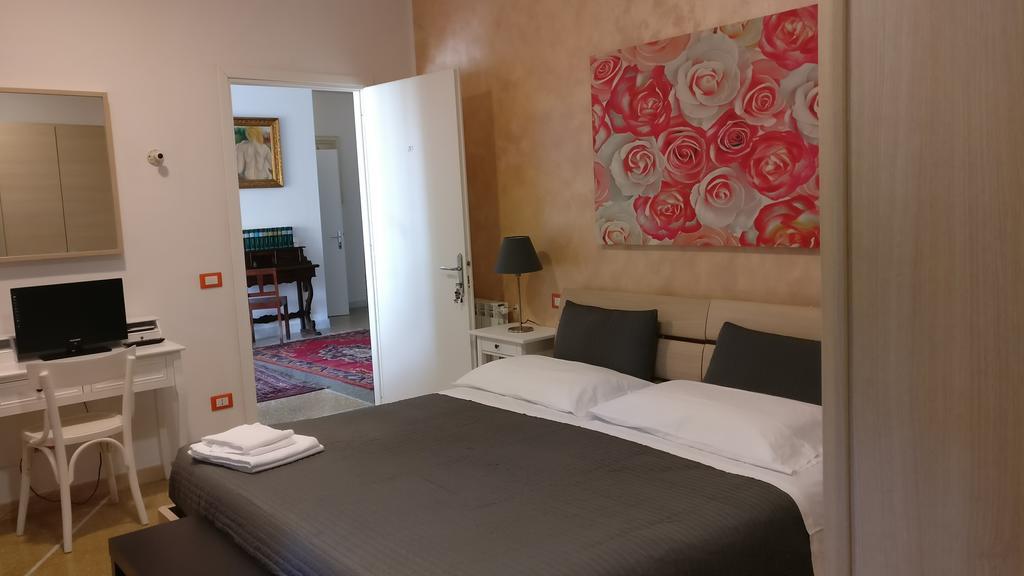 Casamare Hotel San Vincenzo Eksteriør billede