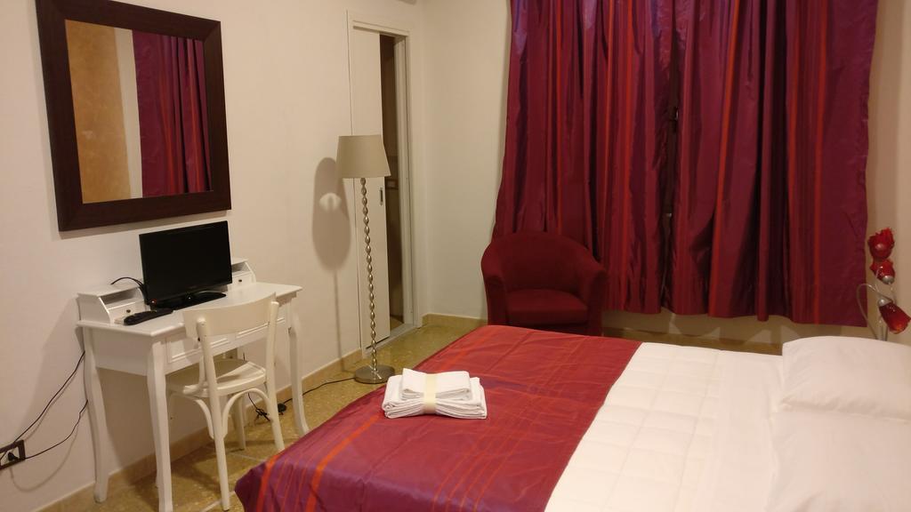 Casamare Hotel San Vincenzo Eksteriør billede